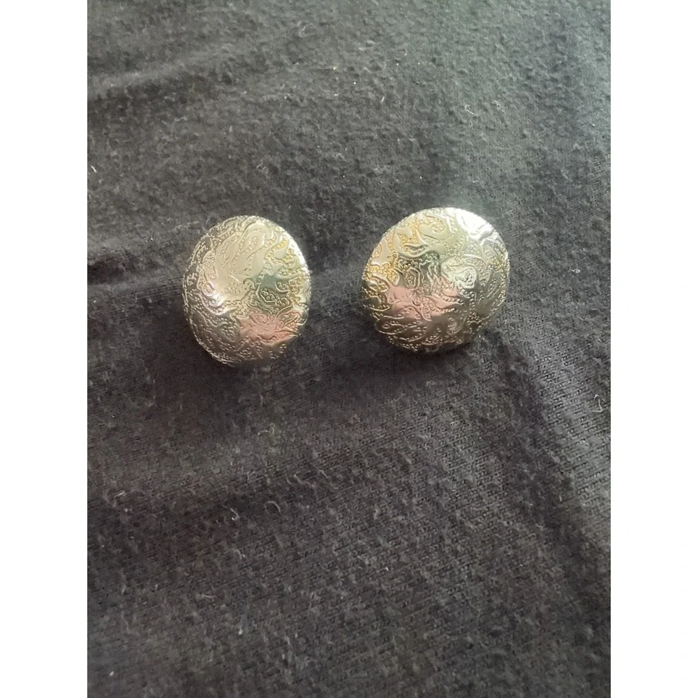 Vintage Style Siam Style‎ Silver Toned Earrings